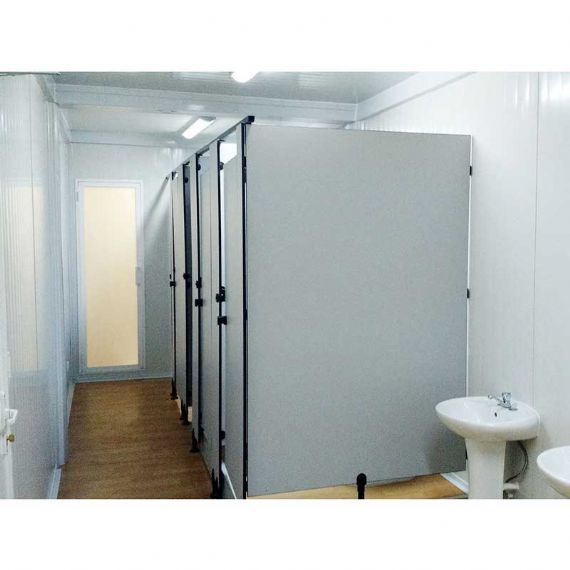 Utilisation d'une maison de conteneurs à emballage plat pour un projet de toilettes publiques au Panama - FPCH010