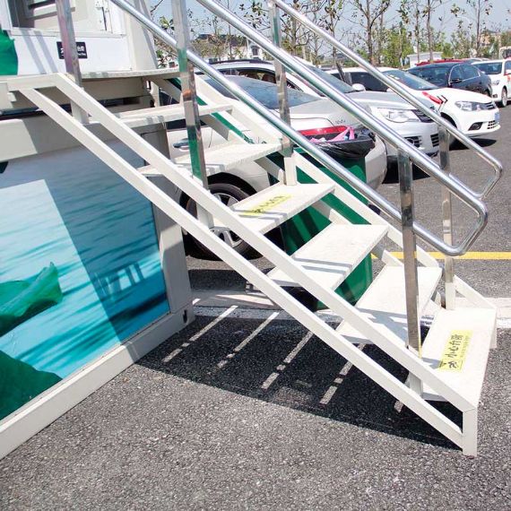 Toilettes publiques préfabriquées avec maison de conteneur à emballage plat - FPCH013