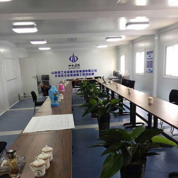 两层楼的防水平装集装箱房屋建筑。 - FPCH019